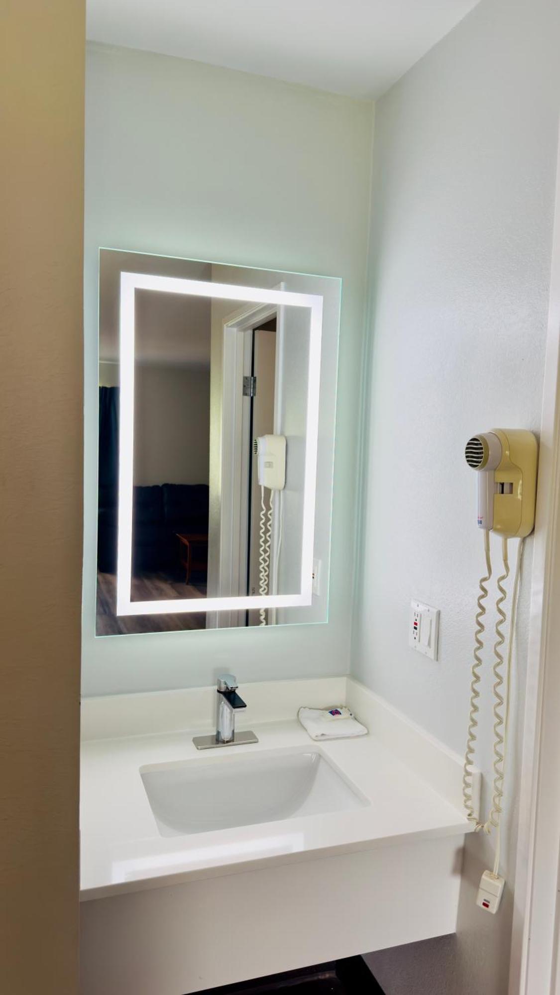 Motel 6 Mcgraw, Ny - Cortland Exteriér fotografie